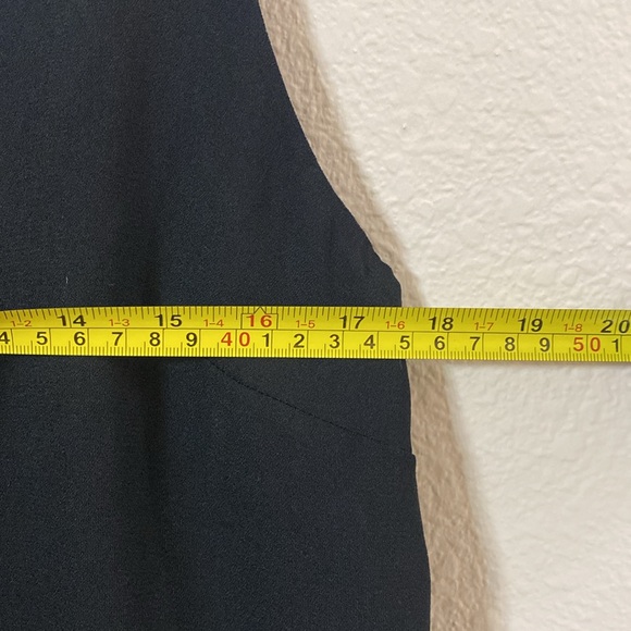 🐆Women's Black Sleeveless Top! - Picture 5 of 6